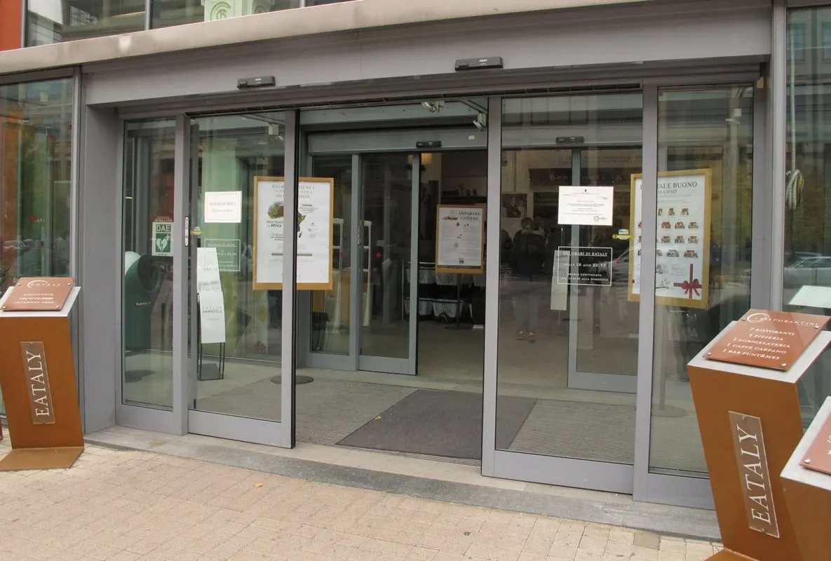 Installazione di una porta automatica – porte automatiche Ditec a Torino