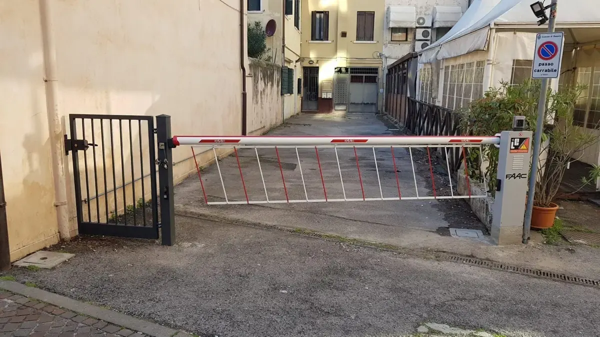 Manutenzione di una barriera automatica – manutenzione automazioni a Torino